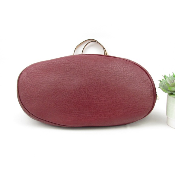 Michael Kors Jet Set Tote - Picture 5 of 6